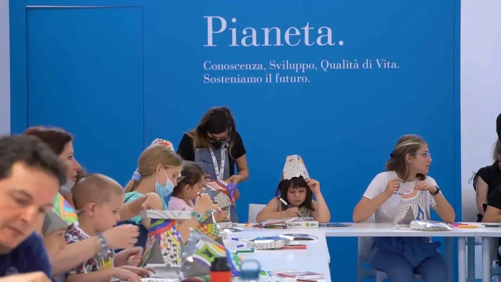 Facilitatori di Reland diffondono i principi di economia circolare e sostenibilità nel padiglione dedicato al Pianeta del Salone del Libro di Torino